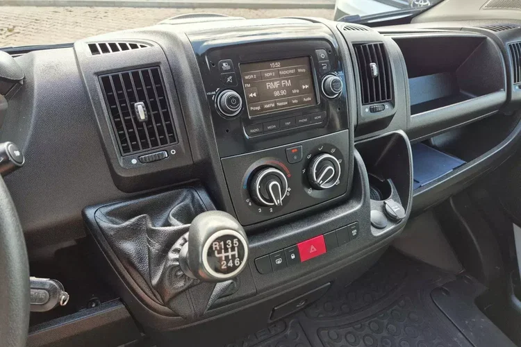 Peugeot boxer L2H2 49900zł NETTO 2.0HDi/131KM zdjęcie 19