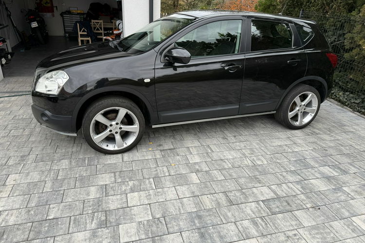 Nissan Qashqai 7 osobowy Zadbany Bezwypadkowy oryginalny przebieg zdjęcie 4
