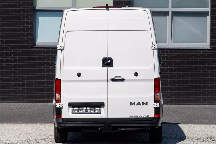 MAN TGE hak 3000kg L3H2/L4H2 zdjęcie 15