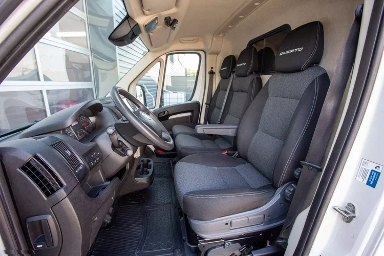 Fiat Ducato 2.3 L2H2 ŚREDNI Professional zdjęcie 34