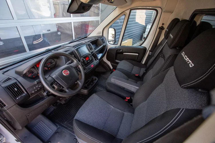 Fiat Ducato 2.3 L2H2 ŚREDNI Professional zdjęcie 35