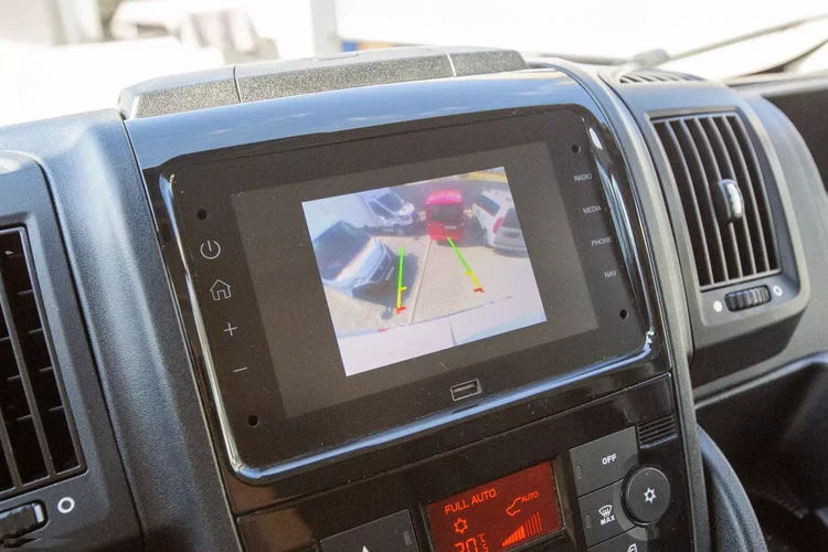 Fiat Ducato 2.3 L2H2 ŚREDNI Professional zdjęcie 39