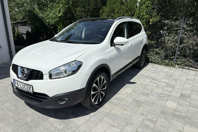 Nissan Qashqai FULL OPCJA kamery 360 Zadbany Niski oryginalny przebieg zdjęcie 35
