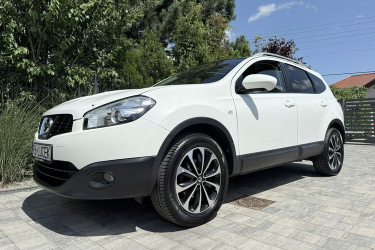 Nissan Qashqai FULL OPCJA kamery 360 Zadbany Niski oryginalny przebieg zdjęcie 37