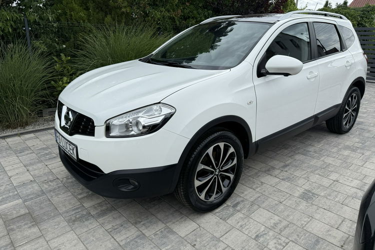 Nissan Qashqai FULL OPCJA kamery 360 Zadbany Niski oryginalny przebieg zdjęcie 39