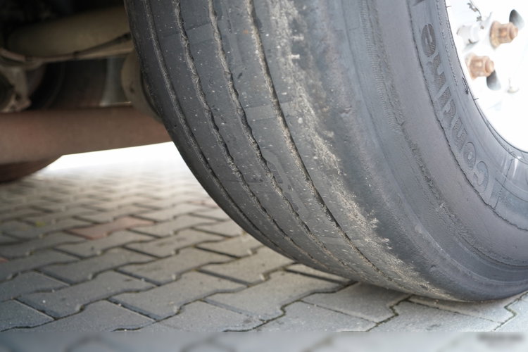 Spitzer CEMENTONACZEPA / 37 000 L / SILOS / 3 KOMORY / SPROWADZONA zdjęcie 16