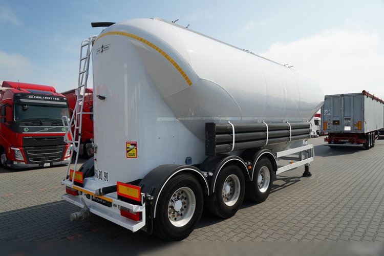 Spitzer CEMENTONACZEPA / 37 000 L / SILOS / 3 KOMORY / SPROWADZONA zdjęcie 7