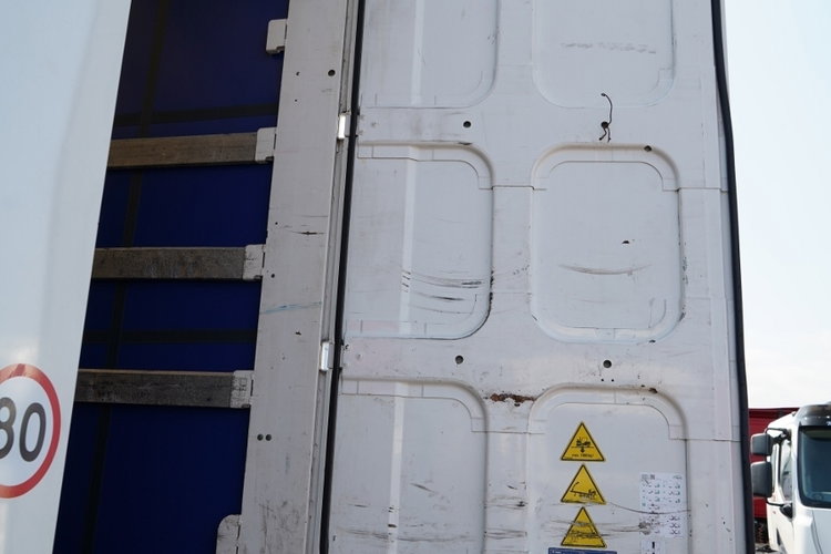 Krone FIRANKA STANDARD / OŚ PODNOSZONA / DACH PODNOSOZNY / OPONY 100% / 2019 ROK zdjęcie 14