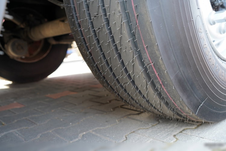 Krone FIRANKA STANDARD / OŚ PODNOSZONA / DACH PODNOSOZNY / OPONY 100% / 2019 ROK zdjęcie 23