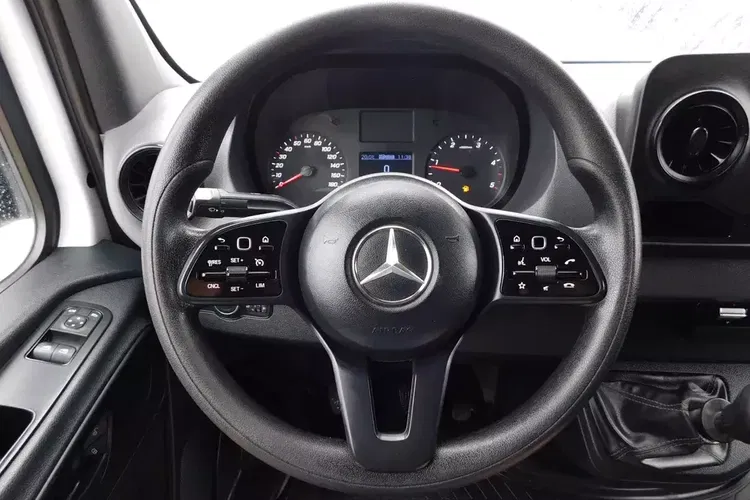 Mercedes Sprinter zdjęcie 10