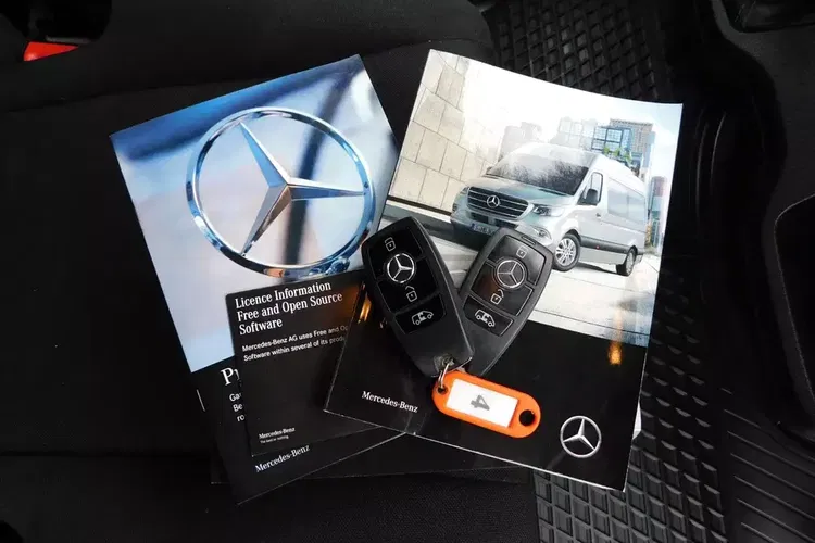 Mercedes Sprinter zdjęcie 15