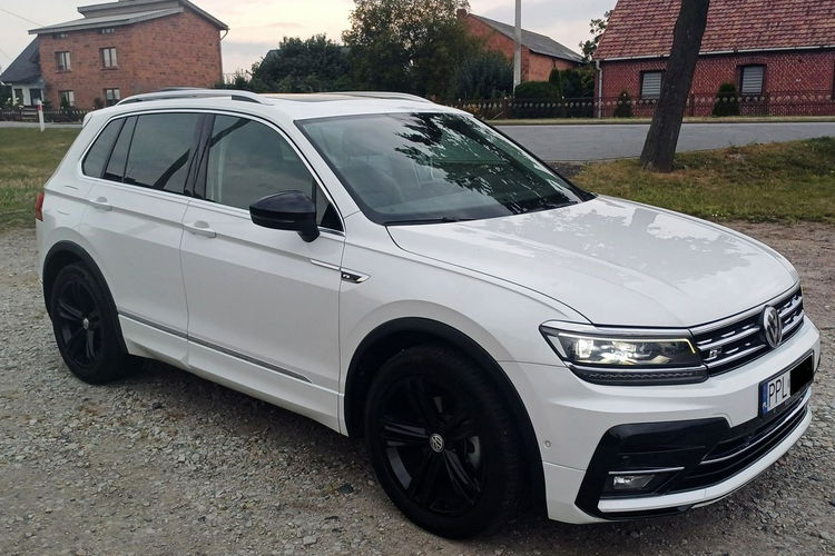 Volkswagen Tiguan R-Line 2.0 TDi 150 KM Pełne wyposażenie Hak chowany zdjęcie 1
