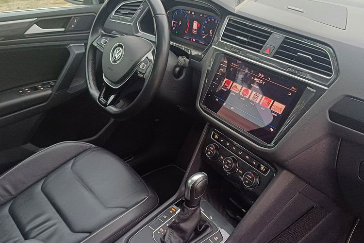 Volkswagen Tiguan R-Line 2.0 TDi 150 KM Pełne wyposażenie Hak chowany zdjęcie 14