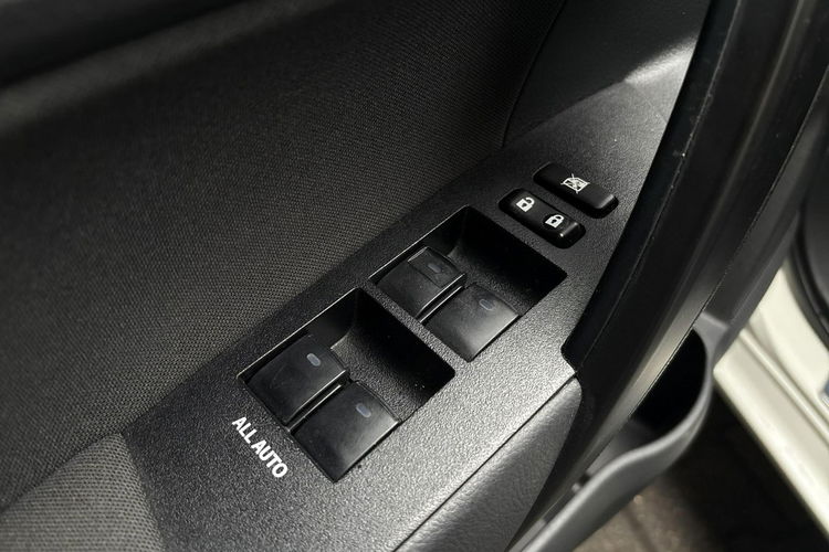 Toyota Corolla 1.6 VVTi COMFORT STYLE TECH, salon Polska, gwarancja zdjęcie 9