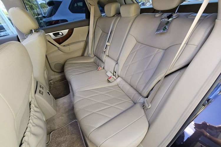 Infiniti QX70 skóra, kamera 360, grzane fotele, serwis, 4awd zdjęcie 14