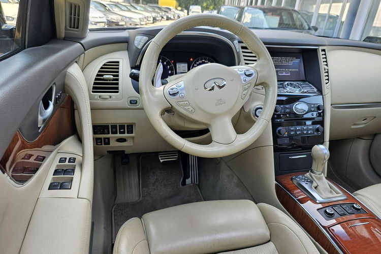 Infiniti QX70 skóra, kamera 360, grzane fotele, serwis, 4awd zdjęcie 20
