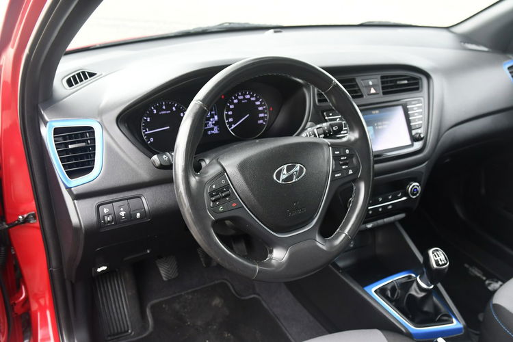 Hyundai i20 1.0Turbo Panorama Dach.Navi.Kam.Cof.Tempomat.Ledy.UEFA 2016 zdjęcie 16