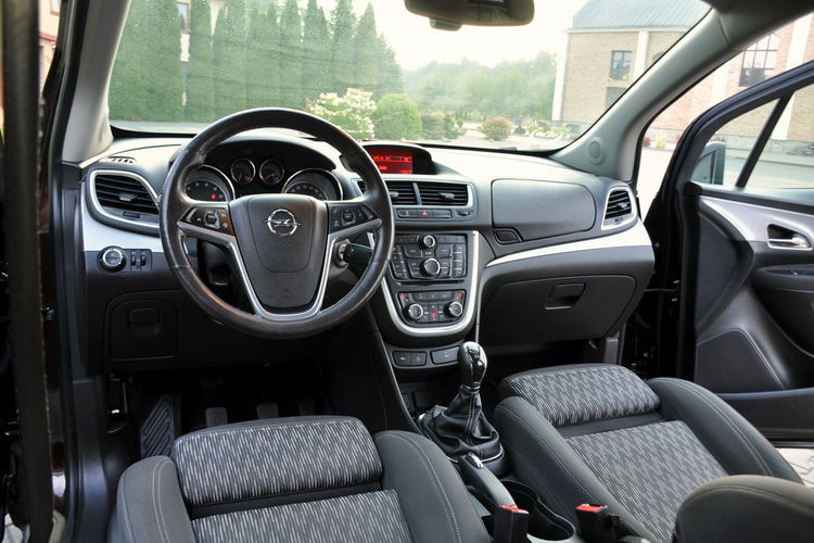 Opel Mokka 1.6i(116KM) Mokka Brown Welut Grzana Kierownica 2xPark. I Wł Alu18"ASO zdjęcie 28