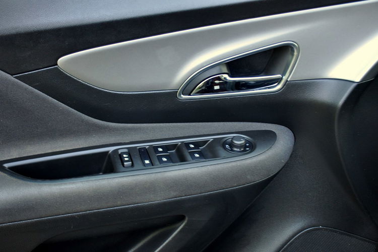 Opel Mokka 1.6i(116KM) Mokka Brown Welut Grzana Kierownica 2xPark. I Wł Alu18"ASO zdjęcie 36