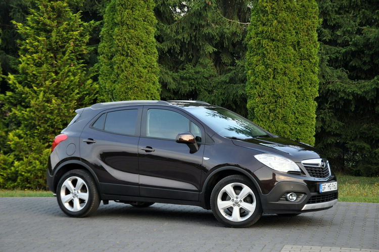 Opel Mokka 1.6i(116KM) Mokka Brown Welut Grzana Kierownica 2xPark. I Wł Alu18"ASO zdjęcie 4