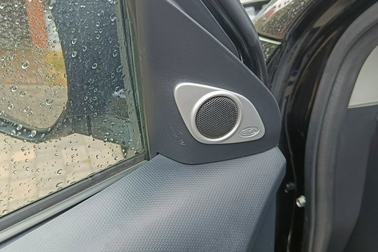 Mitsubishi Outlander 2.4 MIVEC Instyle .4WD, 170KM, automat, kamera cofania, skóra, 7-osob. zdjęcie 15