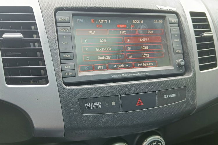 Mitsubishi Outlander 2.4 MIVEC Instyle .4WD, 170KM, automat, kamera cofania, skóra, 7-osob. zdjęcie 19