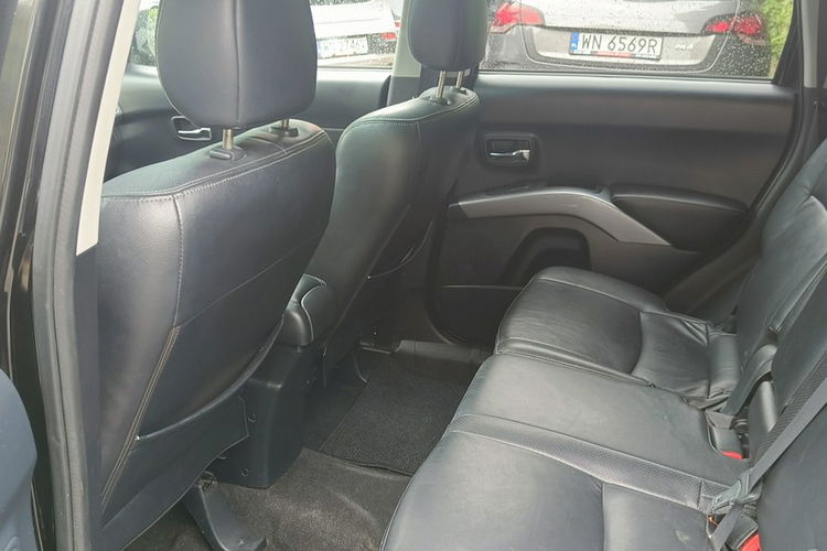 Mitsubishi Outlander 2.4 MIVEC Instyle .4WD, 170KM, automat, kamera cofania, skóra, 7-osob. zdjęcie 22