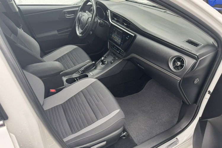 Toyota Auris 1.8 HSD 136KM Kamera Bezwypadkowy zdjęcie 20