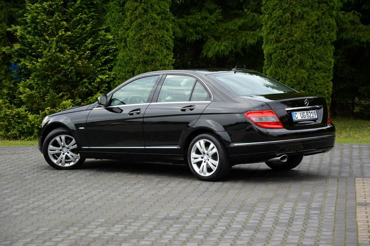 Mercedes C 180 Kompressor Avantgarde 130 tys przebieg pół-skóry Klimatronic ASO zdjęcie 5