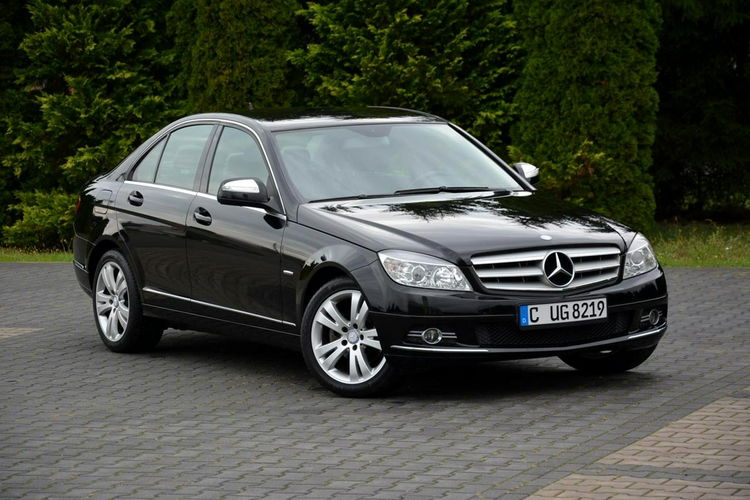 Mercedes C 180 Kompressor Avantgarde 130 tys przebieg pół-skóry Klimatronic ASO zdjęcie 9