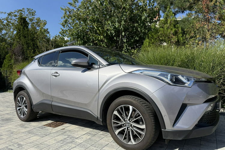 Toyota C-HR Hybryda niski przebieg oryginalny lakier zdjęcie 1