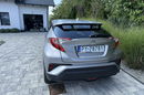 Toyota C-HR Hybryda niski przebieg oryginalny lakier zdjęcie 10