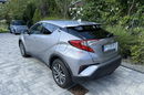 Toyota C-HR Hybryda niski przebieg oryginalny lakier zdjęcie 3