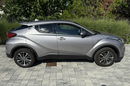 Toyota C-HR Hybryda niski przebieg oryginalny lakier zdjęcie 5