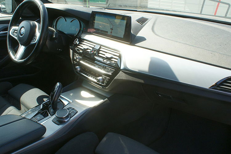 BMW 520 520d xDrive Touring Gwarancja 6mc zdjęcie 10
