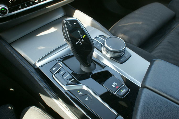 BMW 520 520d xDrive Touring Gwarancja 6mc zdjęcie 12