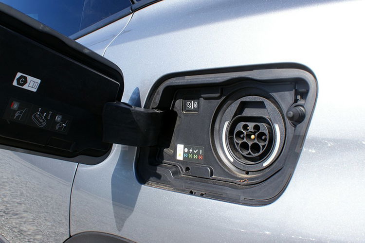 Peugeot 3008 Hybrid PHEV Gwarancja 6mc zdjęcie 19