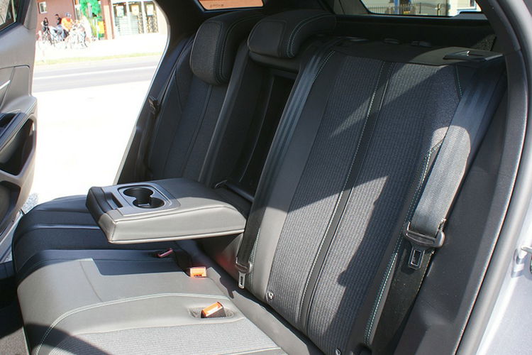 Peugeot 3008 Hybrid PHEV Gwarancja 6mc zdjęcie 24