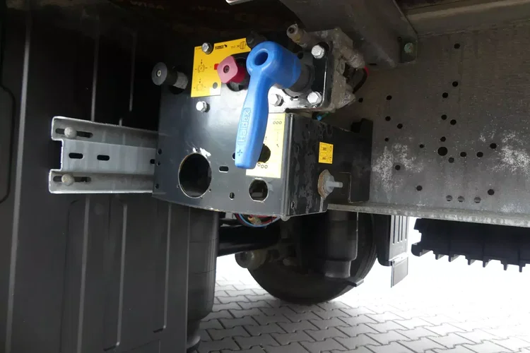 Schmitz FIRANKA / VARIOS / IDEALNY STAN / OŚ PODNOSZONA / zdjęcie 20