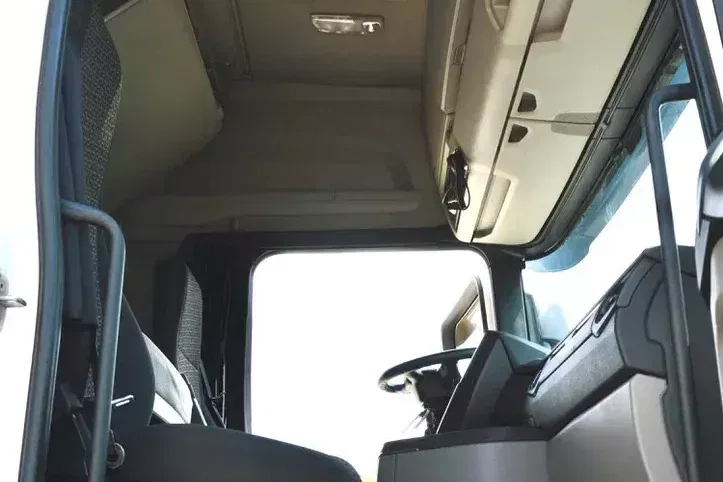 Scania R450 STANDARD | KLIMA POSTOJOWA | FULL LED | ACC | 1.400 L | SALON POLSKA zdjęcie 26