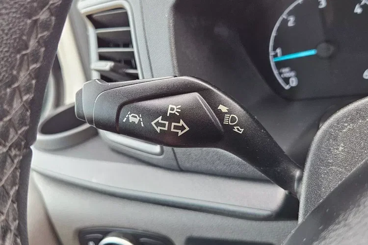 Ford transit-custom L2H2 69900zł NETTO Zabudowa warsztatowa 2.0TdCi/170KM zdjęcie 32