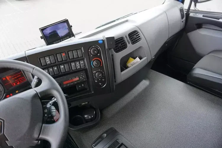 Renault / D 320 / EURO 6 / FIRANKA + WINDA / 21 PALET / ŁAD. 16 530 KG zdjęcie 9