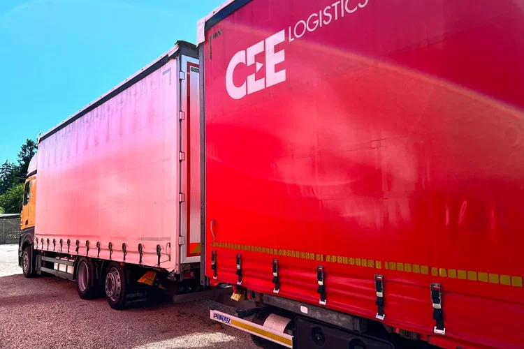 Mercedes ACTROS MP5 euro6 6x2 jumbo zestaw 120m 38palet zdjęcie 9