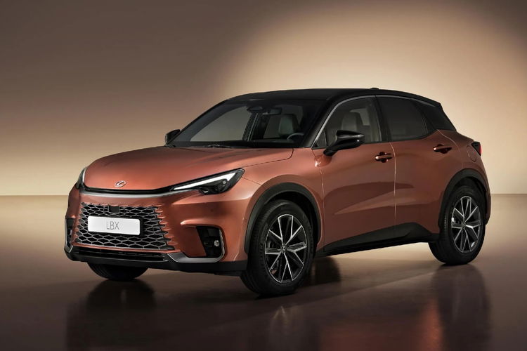 LEXUS LBX 1.5 Hybrid Elegant zdjęcie 5