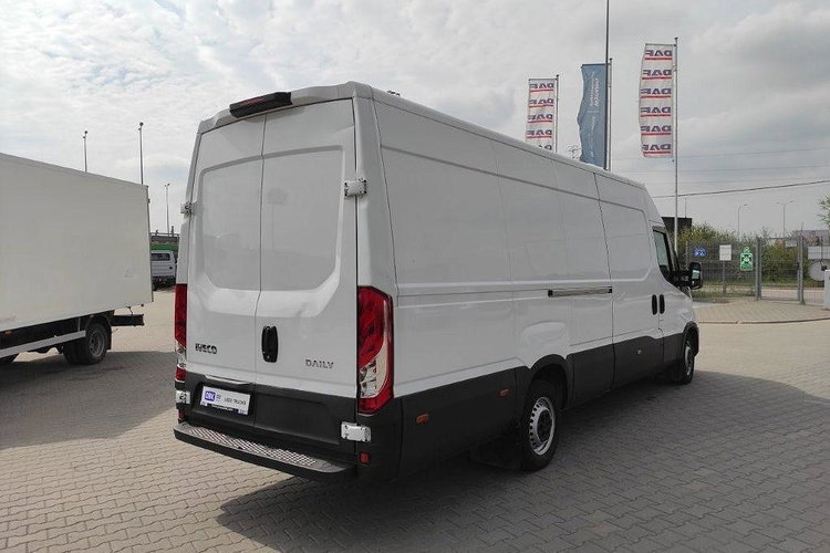 IVECO DAILY 35S 16 zdjęcie 4