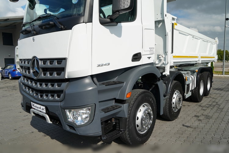 Mercedes AROCS 3243 / 8x4 / WYWROTKA  DWUSTRONNA 6.2 M / HYDROBURTA / EURO 6 / SPROWADZONY zdjęcie 23
