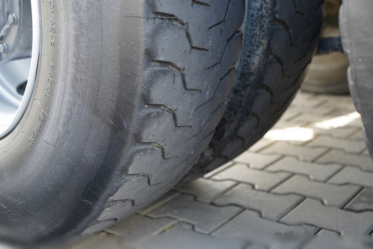 Mercedes AROCS 3243 / 8x4 / WYWROTKA  DWUSTRONNA 6.2 M / HYDROBURTA / EURO 6 / SPROWADZONY zdjęcie 34