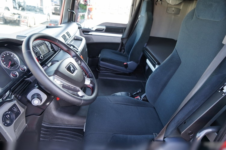 MAN TGX 18. 440 / ADR / RETARDER / PEŁNY ADR / ALUFELGI / SPROWADZONY  zdjęcie 26