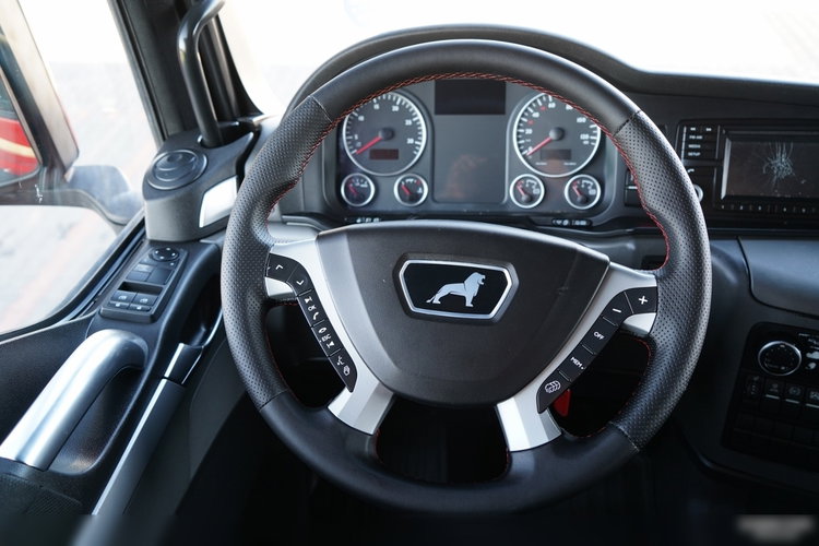 MAN TGX 18. 440 / ADR / RETARDER / PEŁNY ADR / ALUFELGI / SPROWADZONY  zdjęcie 29