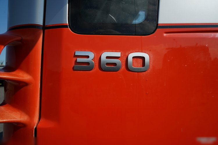 Iveco TRAKKER 360 / 8x4 / WYWROTKA 2 - STRONNA / HYDROBURTA / MANUAL BORDMATIC zdjęcie 25